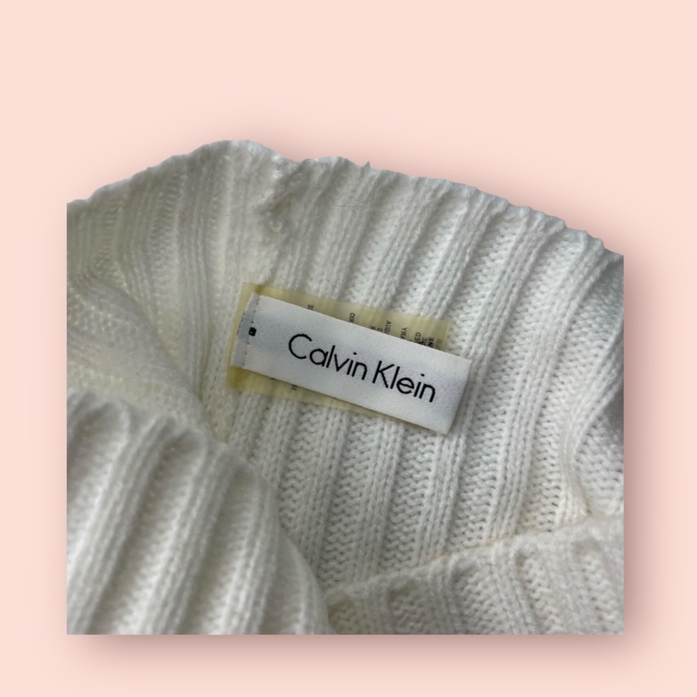 Calvin Klein Beanie - Picture 3 of 3